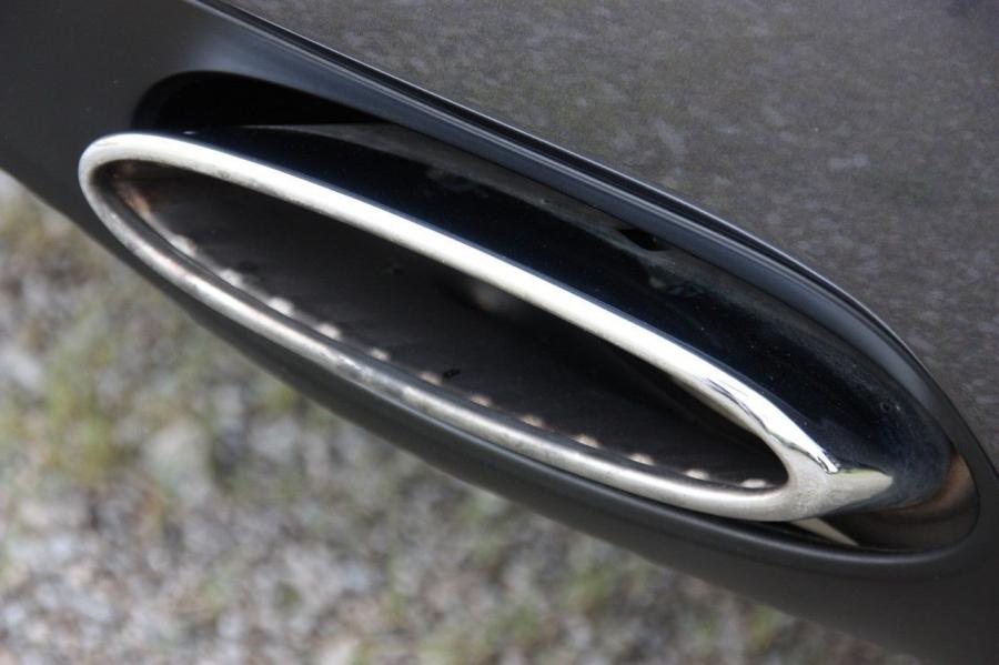 Детали экстерьера Bentley Continental GT Speed 2007 года  (фото 37 из 86)